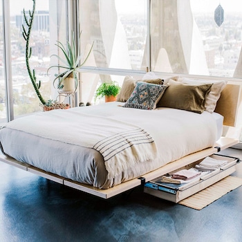 EComm: Graduation gifts worth the investment